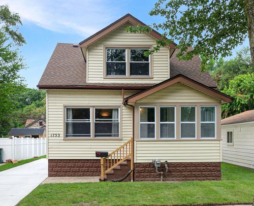 1753 College St, Ferndale, MI, 48220-2007 | Card Image