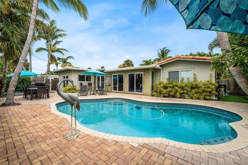 2000 Ne 26th Dr, Wilton Manors, FL, 33306-1312 | Card Image