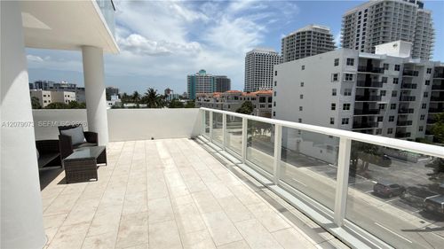 415-401 N Birch Rd, Fort Lauderdale, FL, 33304-4252 | Card Image