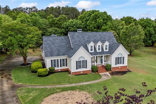 1080 Lakeside Ct, Bishop, GA, 30621-1544 | Card Image