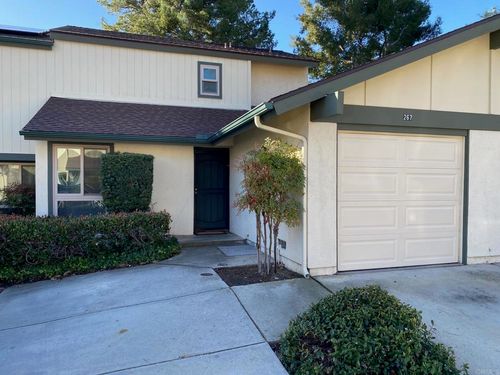 267 Parkside Gln, Escondido, CA, 92026-1303 | Card Image