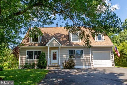 117 Circle Drive S, Lambertville, NJ, 08530 | Card Image