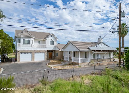 h-3131 N Gilbert Rd, Mesa, AZ, 85203-9747 | Card Image