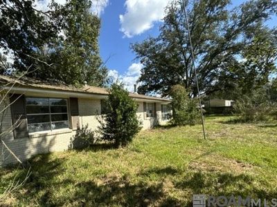 33300 Walker North Rd, House other with 3 bedrooms, 1 bathrooms and null parking in Walker LA | Image 1