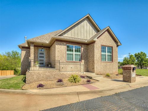 104 Rue De Montserrat, Norman, OK, 73071 | Card Image