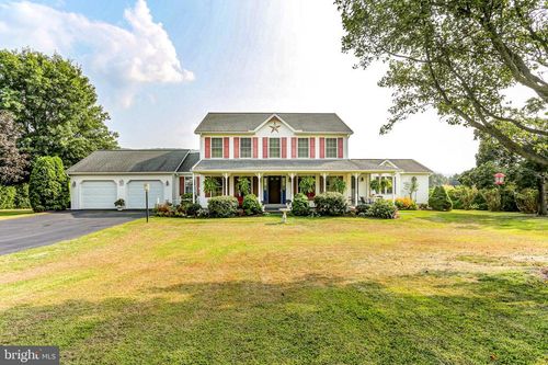 444 Nekoda Rd, MILLERSTOWN, PA, 17062-9027 | Card Image