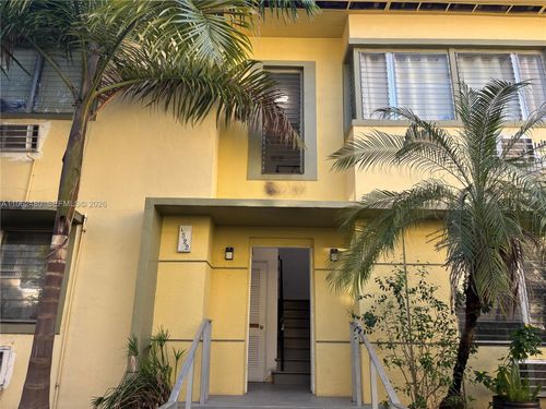 apt-6-1522 Meridian Ave, Miami Beach, FL, 33139-3457 | Card Image