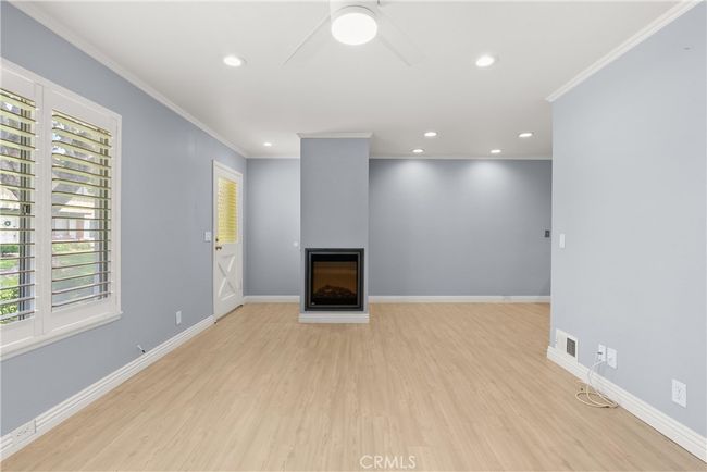 19860 Claremont Ln, Condo with 1 bedrooms, 1 bathrooms and 2 parking in Huntington Beach CA | Image 16