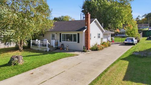 1970 Farmdale Rd, Mansfield, OH, 44905-1817 | Card Image