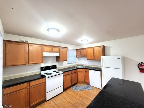 apt-c-272 Us Highway 206, Byram Twp, NJ, 07821-3950 | Card Image