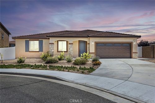 8507 Stockton Ave, Hesperia, CA, 92344-3807 | Card Image