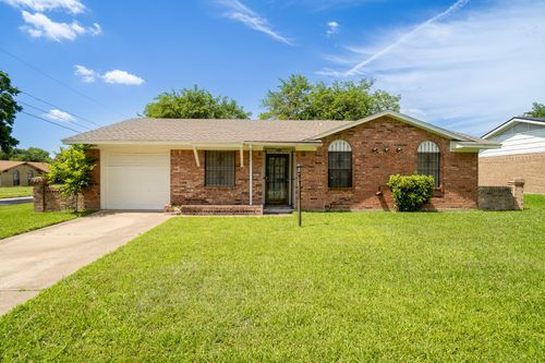 10311 Cradlerock Dr, Dallas, TX, 75217-3219 | Card Image
