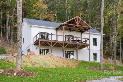 1487 Golf Course Rd, Old Fort, NC, 28762-8940 | Card Image