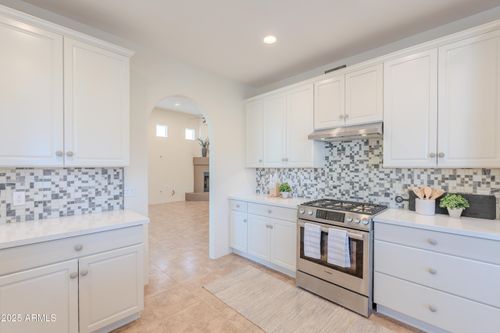 52-38065 N Cave Creek Rd, Cave Creek, AZ, 85331-8533 | Card Image