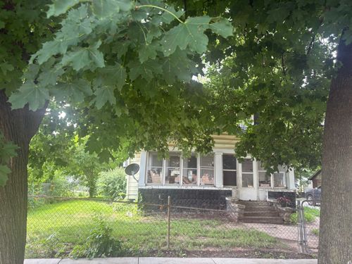 1526 Chestnut Street, Rockford, IL, 61102 | Card Image