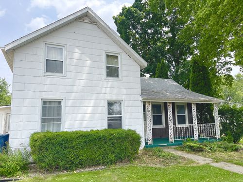 218 S Oneca St, Tonica, IL, 61370-9702 | Card Image