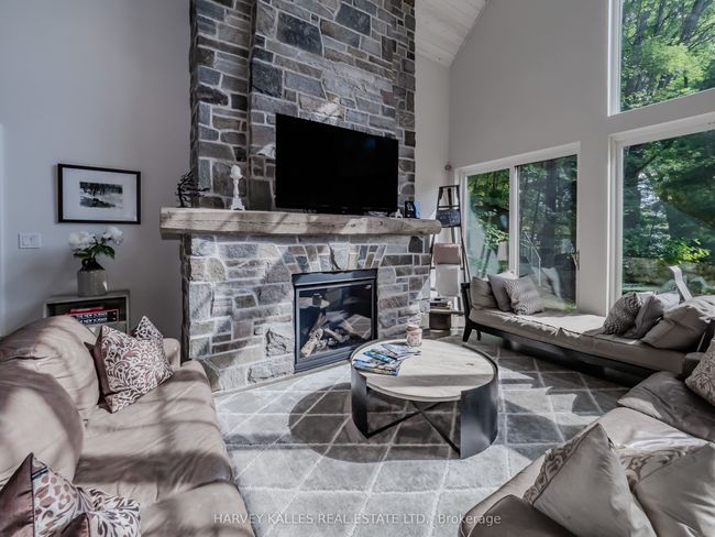 1911 Mortimers Point Rd, Home with 6 bedrooms, 3 bathrooms and 5 parking in Port Carling ON | Image 6
