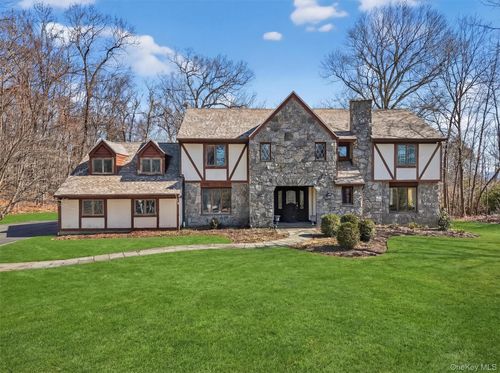 57 Innsbruck Blvd, Hopewell Junction, NY, 12533-8315 | Card Image