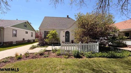 1924 7th Ave, Scottsbluff, NE, 69361-2505 | Card Image