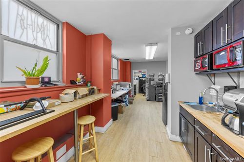 1001-7150 Parsons Blvd, New York, NY, 11367 | Card Image
