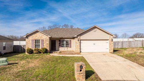 30 Seminole Cir, Austin, AR, 72007-9627 | Card Image