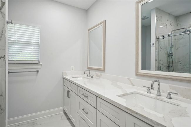 696 Newport Circle Circle, House other with 3 bedrooms, 2 bathrooms and null parking in Terrytown LA | Image 12