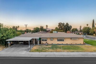 413 N Johnson Place, House other with 3 bedrooms, 1 bathrooms and null parking in Porterville CA | Image 3