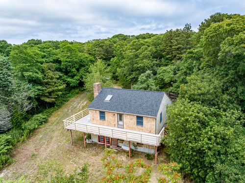 208 Route 6, Truro, MA, 02666-6274 | Card Image