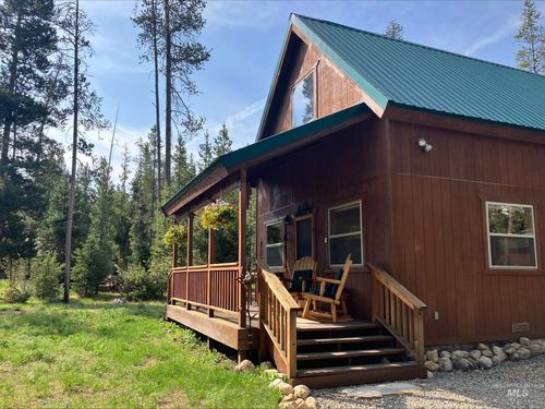 95 Valley Way, Stanley, ID, 83278 | Card Image