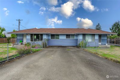 9318 33rd Avenue S, House other with 4 bedrooms, 2 bathrooms and null parking in Lakewood WA | Image 2