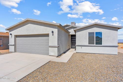 200 S Richmond Dr, Vail, AZ, 85641-2307 | Card Image