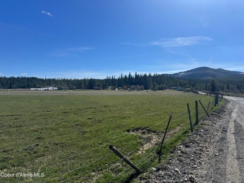 1928 Little Carpenter Creek Rd, Fernwood, ID, 83830 | Card Image