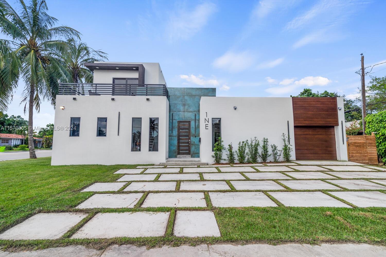 87th St, El Portal, FL 33138