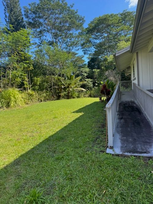 101 Kilua Rd, Hilo, HI, 96720-1422 | Card Image