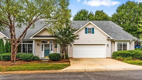 7 Patrick Henry Way, Greensboro, NC, 27410-4097 | Card Image