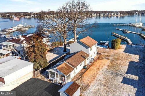215 Nanticoke Rd, ESSEX, MD, 21221-1532 | Card Image