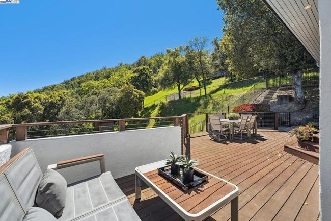 11 Leslyn Ln, House other with 5 bedrooms, 6 bathrooms and 2 parking in Lafayette CA | Image 28