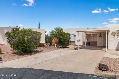 320 N Calle Del Lago, Green Valley, AZ, 85614 | Card Image