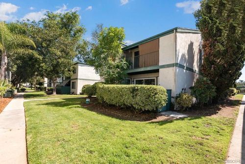 unit-105-1811 E Grand Ave, Escondido, CA, 92027-3231 | Card Image