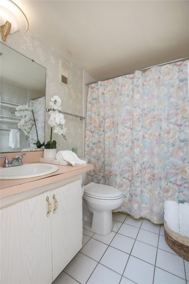 APT-2A - 120 Hibiscus Woods Ct, Condo with 2 bedrooms, 2 bathrooms and null parking in DELTONA FL | Image 18