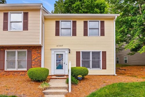 4397 Baylor St, Greensboro, NC, 27455-2584 | Card Image
