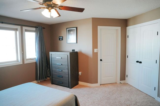 822 28 St, Home with 3 bedrooms, 3 bathrooms and 3 parking in Wainwright AB | Image 16