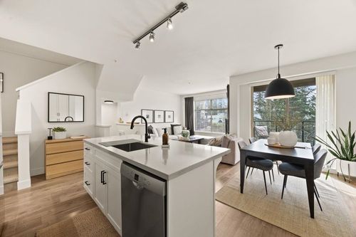 102-300 Panorama Place, Port Moody, BC, V3H5H5 | Card Image