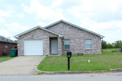 1710 Manor Garden Curv, Greenville, TX, 75401-2302 | Card Image