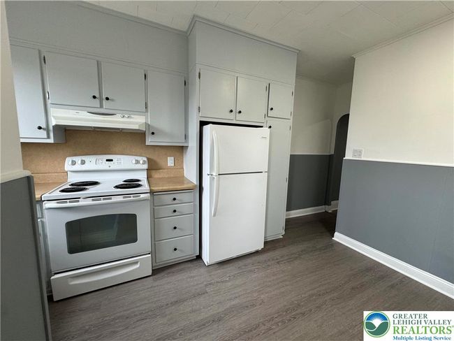 623 N Lafayette St, Townhouse with 3 bedrooms, 1 bathrooms and null parking in Allentown PA | Image 8