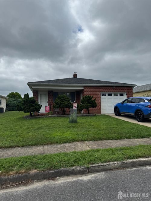 179 Biabou Dr, Toms River, NJ, 08757-3740 | Card Image