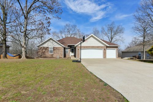 325 Southview Dr, Branson, MO, 65616-7397 | Card Image