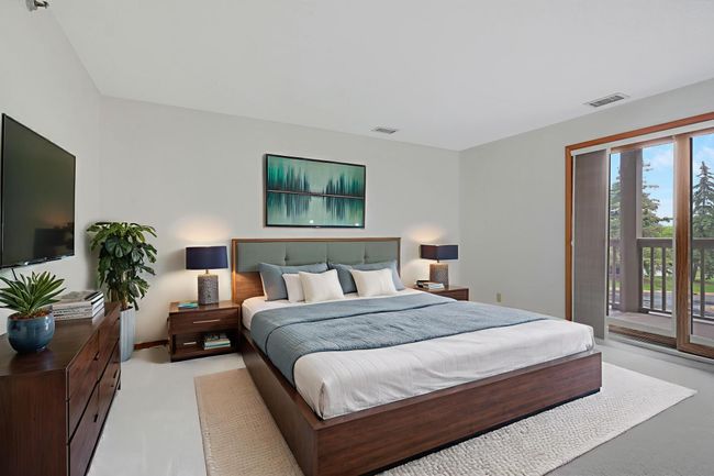 Virtually Staged Primary Bedroom | Image 23