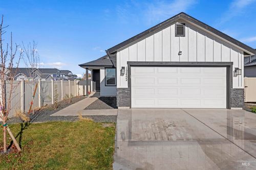 12452 Shadow River St, Caldwell, ID, 83607-1158 | Card Image