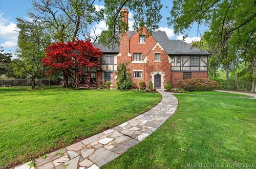 1423 Delaware Ave, Bartlesville, OK, 74003-5921 | Card Image